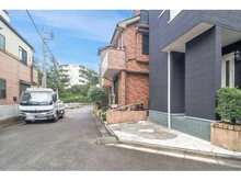 【神奈川県/横浜市青葉区大場町】青葉区大場町　中古戸建 前面道路