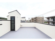 【神奈川県/横浜市都筑区北山田】北山田5丁目　新築戸建　2号棟 ルーフバルコニー