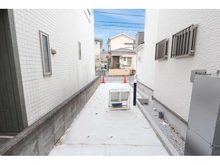 【神奈川県/横浜市港北区高田西】高田西3丁目　新築戸建　5号棟 駐車場
