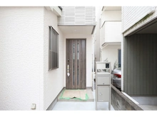 【神奈川県/横浜市港北区高田西】高田西3丁目　新築戸建　5号棟 玄関
