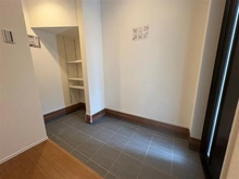 【東京都/八王子市北野台】八王子市北野台4丁目（4号棟）新築戸建 玄関