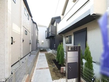 【東京都/国分寺市北町】国分寺市北町5丁目（2号棟) 　新築戸建 アプローチ