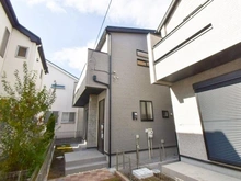 【東京都/国分寺市北町】国分寺市北町5丁目（4号棟）　新築戸建 建築中の外観：全4棟　写真中央