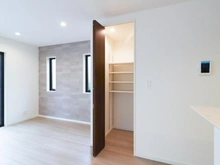 【東京都/小金井市貫井南町】小金井市貫井南町1丁目  新築戸建 リビング・ダイニング：収納