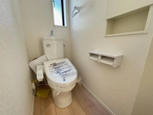 【東京都/小金井市本町】小金井市本町3丁目 全3棟 3号棟 トイレ：(2階)