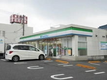 【東京都/西東京市泉町】西東京市泉町3丁目 新築戸建 ファミリーマート 西東京泉町店（現地より約500m）