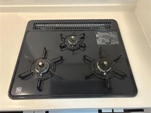 【東京都/小金井市東町】小金井市東町2丁目　新築戸建　C号棟 キッチン：三口コンロ