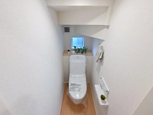 【東京都/西東京市泉町】西東京市泉町4丁目 新築戸建 トイレ：1階