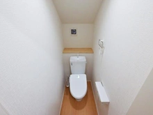 【東京都/西東京市泉町】西東京市泉町4丁目 新築戸建 トイレ：2階