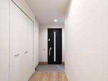 【東京都/小平市大沼町】小平市大沼町4丁目　新築戸建 玄関