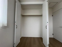 【東京都/小平市津田町】小平市津田町1丁目　新築戸建　A号棟 洋室：5.2帖　収納