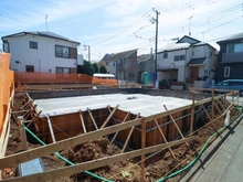 【東京都/小平市鈴木町】小平市鈴木町1丁目 全2棟 1号棟 現地（建築前）：全2棟　写真中央