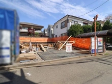 【東京都/小平市鈴木町】小平市鈴木町1丁目 全2棟 2号棟 現地（建築前）：全2棟　写真中央
