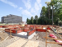 【東京都/小平市回田町】小平市回田町 全10棟 3号棟 現地（建築前）：全10棟 中央手前側