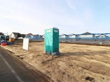 【東京都/小平市鈴木町】小平市鈴木町1丁目新築戸建　全8棟　E号棟 現地（建築前）：全8棟 写真中央奥側