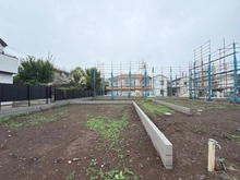 【東京都/清瀬市元町】清瀬市元町二丁目　新築戸建て1号棟 建築中の外観：全5棟/左奥