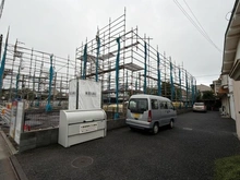 【東京都/清瀬市元町】清瀬市元町二丁目　新築戸建て2号棟 建築中の外観：全5棟