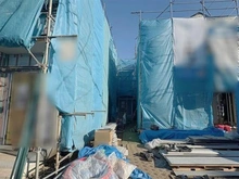 【東京都/東久留米市前沢】東久留米市前沢1丁目新築戸建 C号棟 全4棟 建築中の外観：全4棟（写真中央奥）