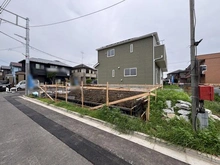 【東京都/三鷹市北野】三鷹市北野3丁目新築戸建 3号棟 全3棟 建築中の外観：全3棟
