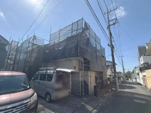 【東京都/多摩市聖ヶ丘】多摩市聖ヶ丘3丁目中古戸建 外観：リノベーション工事中