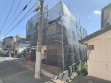 【東京都/多摩市聖ヶ丘】多摩市聖ヶ丘3丁目中古戸建 外観：リノベーション工事中