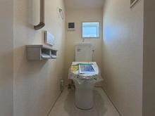 【東京都/日野市日野台】日野市日野台2丁目 新築戸建 全4棟 3号棟 トイレ