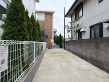 【東京都/福生市大字福生】福生市大字福生字奈賀　中古戸建 駐車場