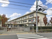 【東京都/小平市小川町】小平小川町1丁目　新築戸建 小平市立第十二小学校（現地より約1,200m）