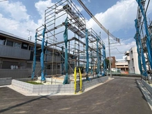 【東京都/日野市大字日野】日野市日野新築戸建 1号棟 全2棟 建築中の外観：全2棟