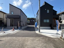 【東京都/日野市大字日野】日野市日野新築戸建 1号棟 全2棟 前面道路