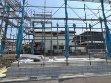 【東京都/日野市大字日野】日野市日野新築戸建 2号棟 全2棟 建築中の外観：全2棟