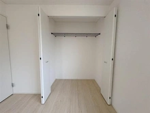 【東京都/東久留米市前沢】東久留米市前沢4丁目 新築戸建 全3棟 2号棟 洋室：6.0帖　洋室収納