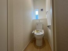 【東京都/昭島市宮沢町】昭島市宮沢町2丁目　新築戸建　全1棟 トイレ
