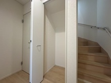 【東京都/昭島市宮沢町】昭島市宮沢町2丁目　新築戸建　全1棟 収納