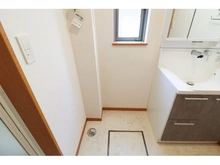 【東京都/東村山市秋津町】東村山市秋津町3丁目中古戸建 洗面室