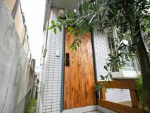 【東京都/世田谷区上用賀】世田谷区上用賀4丁目戸建 玄関