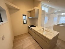 【東京都/世田谷区上用賀】世田谷区上用賀4丁目中古戸建 キッチン