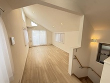【東京都/世田谷区上用賀】世田谷区上用賀4丁目中古戸建 リビング