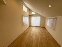 【東京都/世田谷区上用賀】世田谷区上用賀4丁目中古戸建 リビング