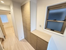 【東京都/世田谷区上用賀】世田谷区上用賀4丁目中古戸建 玄関