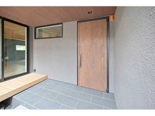 【東京都/世田谷区用賀】世田谷区用賀1丁目中古戸建 玄関