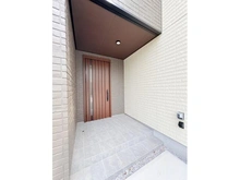 【東京都/杉並区天沼】杉並区天沼2丁目新築戸建て 5号地 玄関