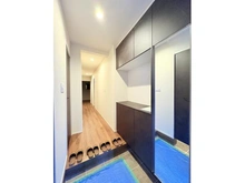 【東京都/杉並区天沼】杉並区天沼1丁目 新築戸建て B号棟 玄関