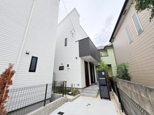 【東京都/杉並区浜田山】杉並区浜田山1丁目 新築戸建て 5号棟 外観：全5区画・中央