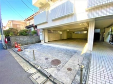 【東京都/武蔵野市境】武蔵野市境二丁目賃貸併用住宅 駐車場