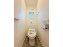 【東京都/杉並区下井草】杉並区下井草3丁目新築戸建て3号棟 トイレ