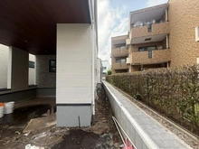 【東京都/杉並区成田東】杉並区成田東1丁目2号棟 建築中の外観：全2区画/向かって右