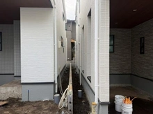 【東京都/杉並区成田東】杉並区成田東1丁目2号棟 建築中の外観：全2区画/向かって右