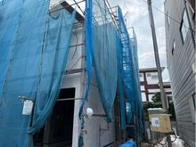 【東京都/杉並区南荻窪】南荻窪3丁目新築戸建B棟 建築中の外観：B棟/奥側/2026年9月完成予定/全2棟