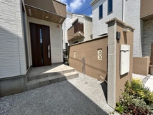 【東京都/中野区上鷺宮】中野区上鷺宮5丁目　新築戸建　C号棟（全5棟） 玄関
